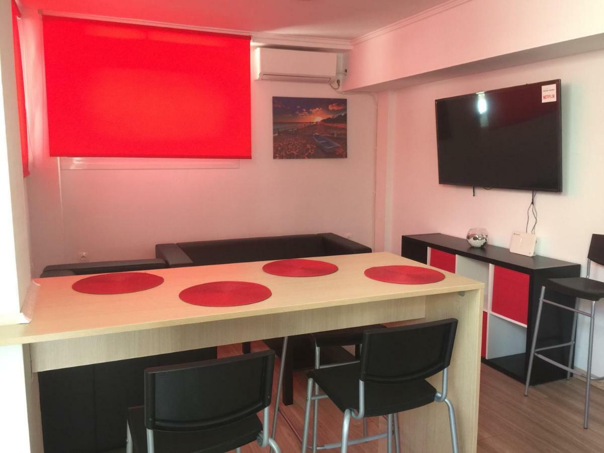 Loutraki Hostel المظهر الخارجي الصورة