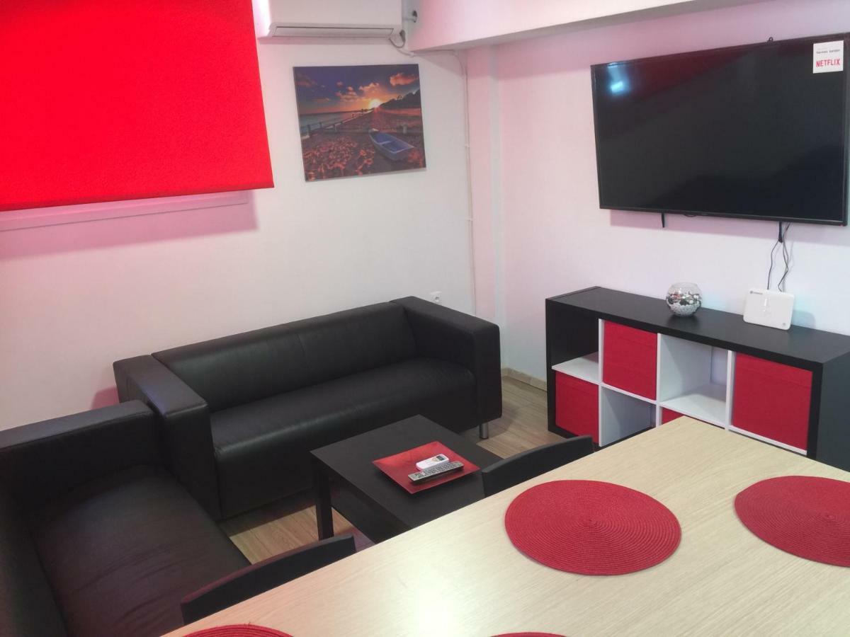 Loutraki Hostel المظهر الخارجي الصورة