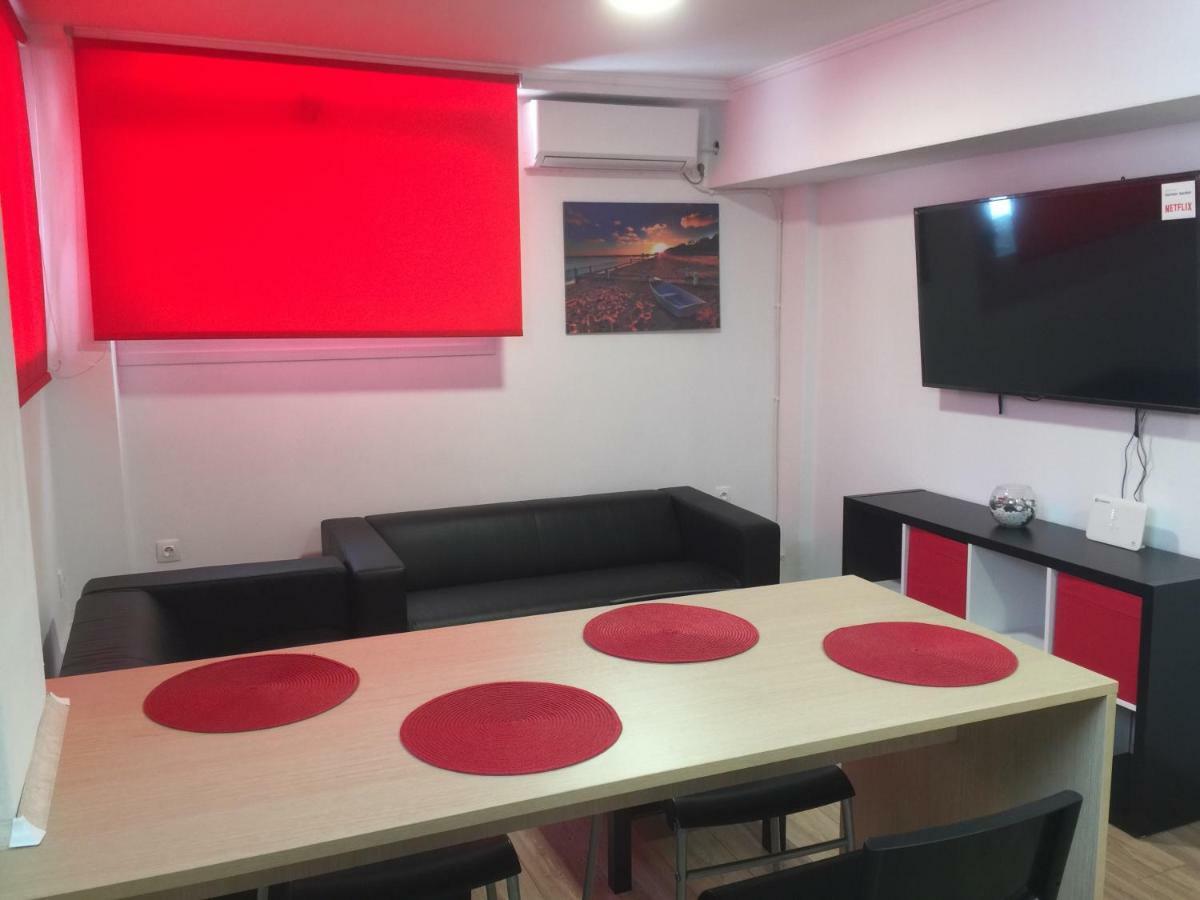 Loutraki Hostel المظهر الخارجي الصورة
